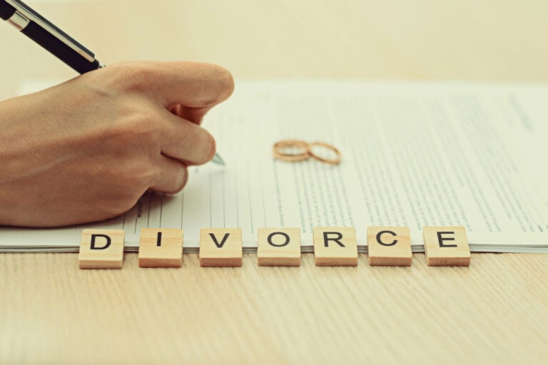 10 Divorce Mistakes to Avoid for a Smoother Process